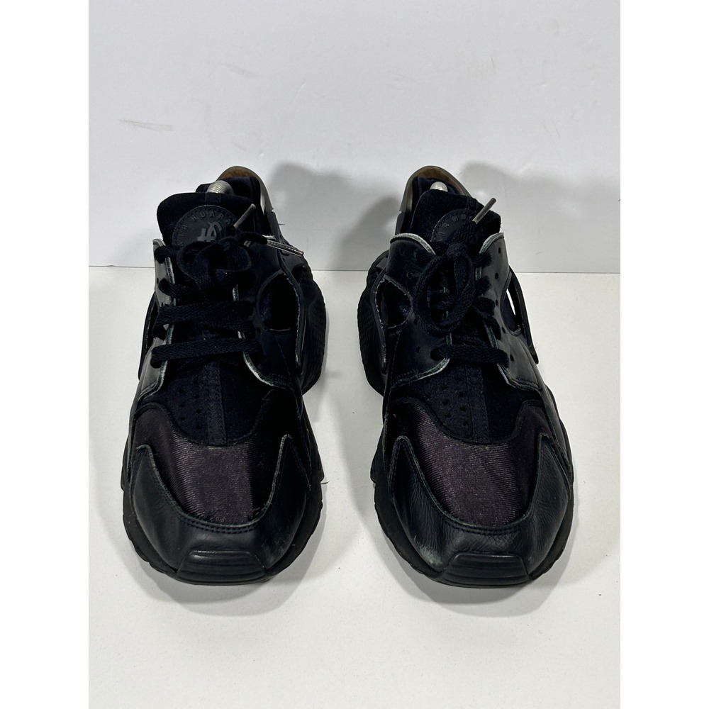Nike Air Huarache Triple Black Sneakers DH4439-001 womens Size 10 Low Top Shoes